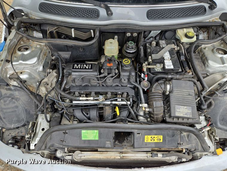 image for item EM7345 2005 Mini Cooper convertible