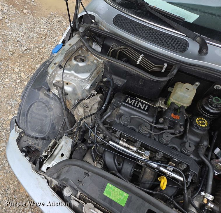 image for item EM7345 2005 Mini Cooper convertible