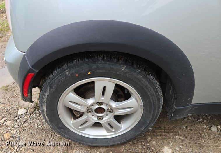 image for item EM7345 2005 Mini Cooper convertible