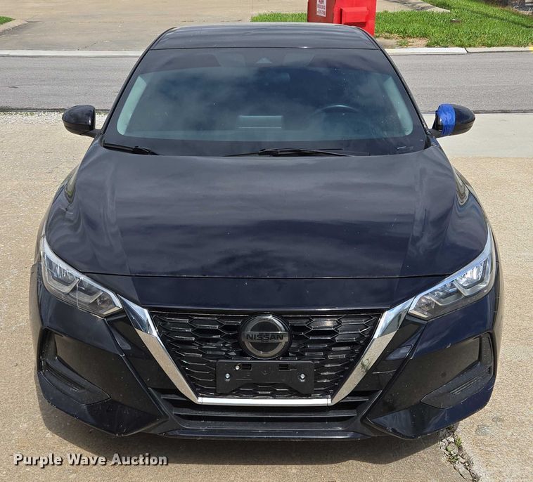 image for item EM7352 2021 Nissan Sentra 