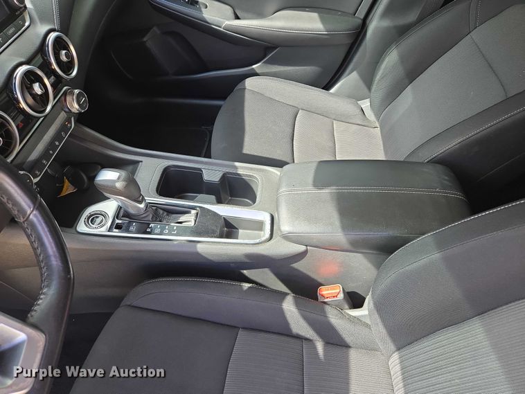 image for item EM7352 2021 Nissan Sentra 