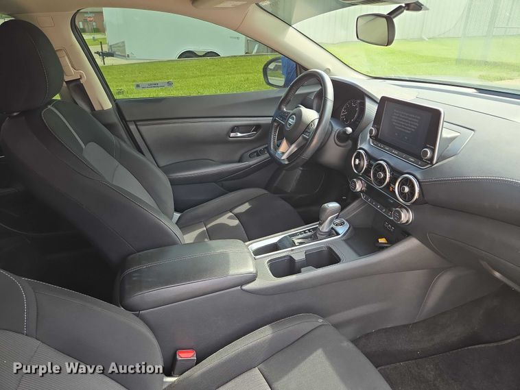 image for item EM7352 2021 Nissan Sentra 