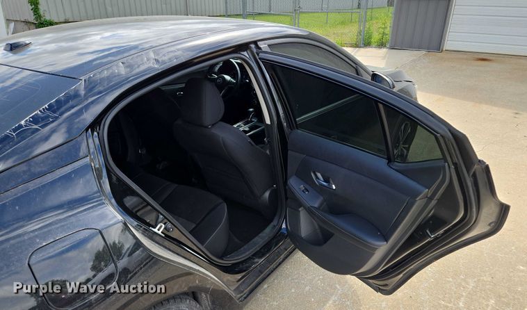 image for item EM7352 2021 Nissan Sentra 