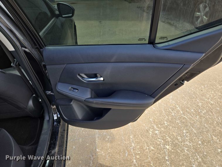 image for item EM7352 2021 Nissan Sentra 