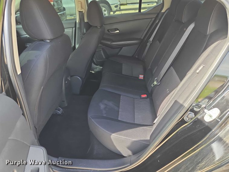 image for item EM7352 2021 Nissan Sentra 