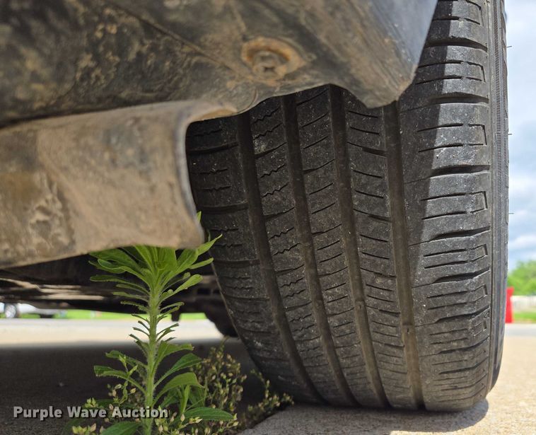 image for item EM7352 2021 Nissan Sentra 