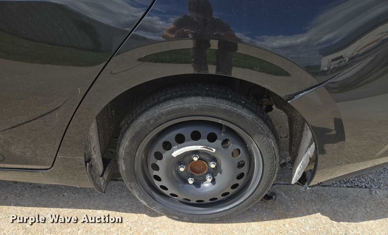 image for item EM7352 2021 Nissan Sentra 