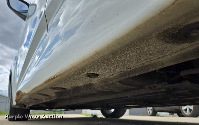 image for item EM7353 2013 Hyundai Velostar 