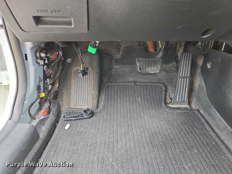 image for item EM7353 2013 Hyundai Velostar 