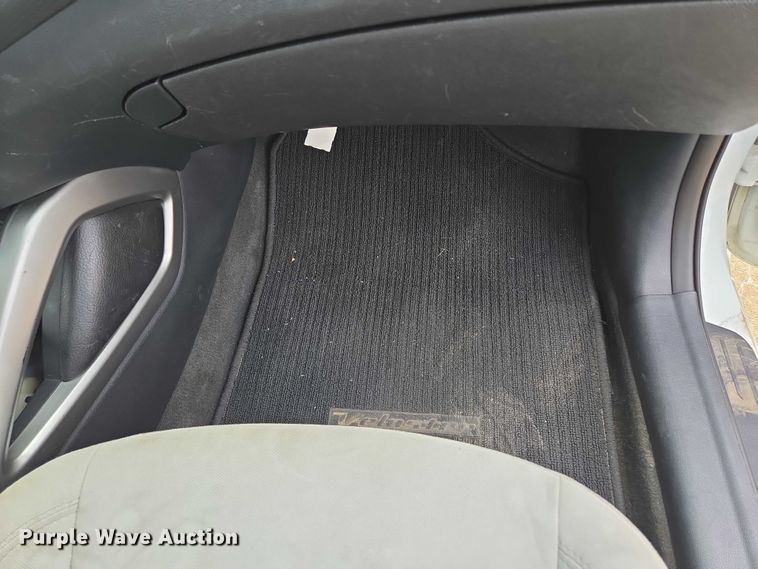 image for item EM7353 2013 Hyundai Velostar 