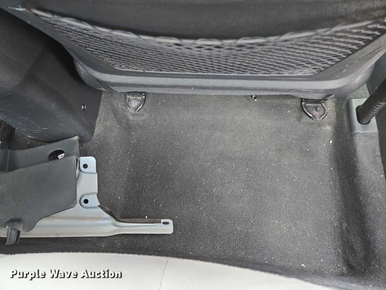 image for item EM7353 2013 Hyundai Velostar 