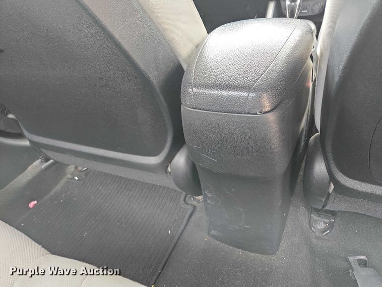 image for item EM7353 2013 Hyundai Velostar 