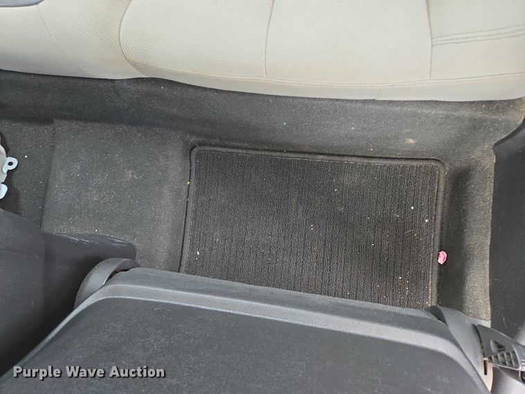 image for item EM7353 2013 Hyundai Velostar 