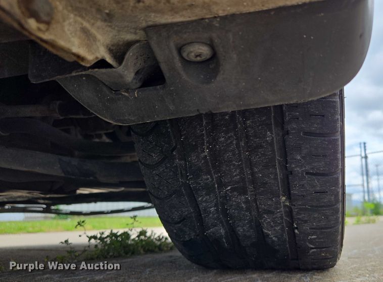 image for item EM7353 2013 Hyundai Velostar 