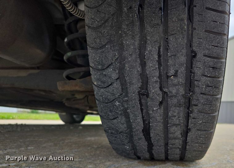 image for item EM7353 2013 Hyundai Velostar 