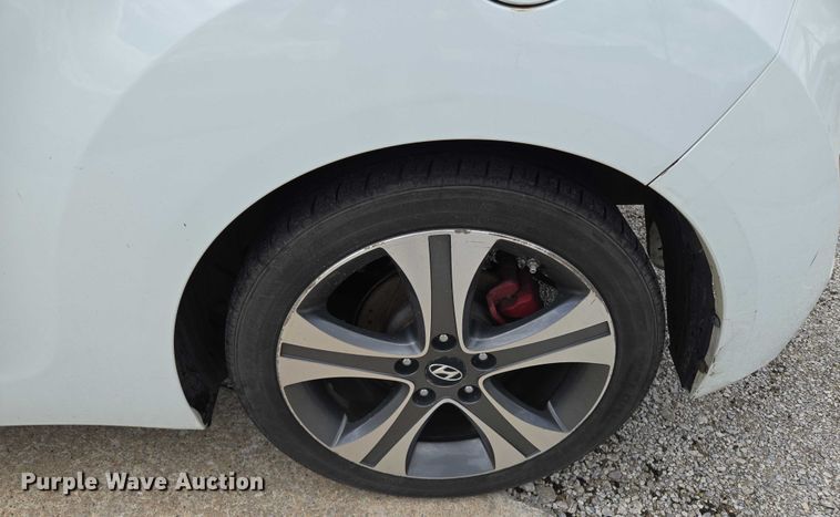 image for item EM7353 2013 Hyundai Velostar 