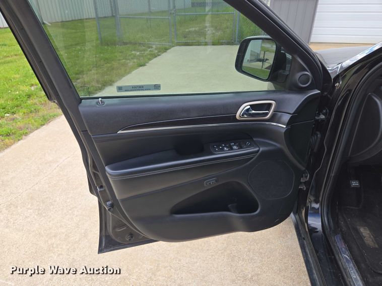 image for item EM7354 2014 Jeep Grand Cherokee SUV