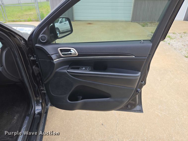 image for item EM7354 2014 Jeep Grand Cherokee SUV