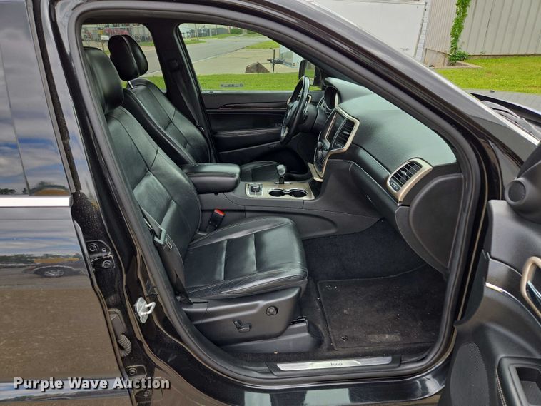 image for item EM7354 2014 Jeep Grand Cherokee SUV