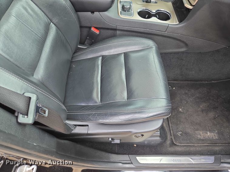 image for item EM7354 2014 Jeep Grand Cherokee SUV