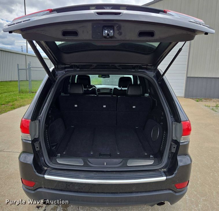 image for item EM7354 2014 Jeep Grand Cherokee SUV