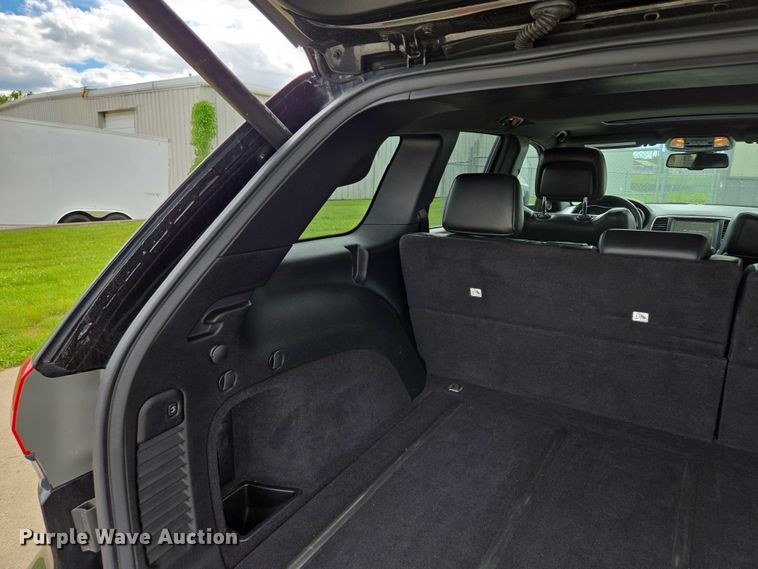 image for item EM7354 2014 Jeep Grand Cherokee SUV