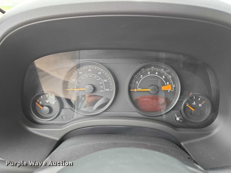 image for item EM7355 2015 Jeep Patriot SUV