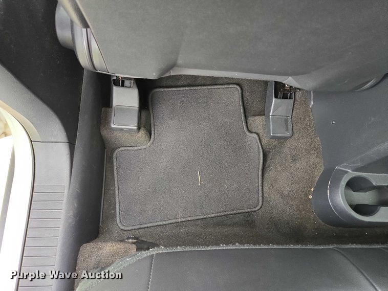 image for item EM7355 2015 Jeep Patriot SUV