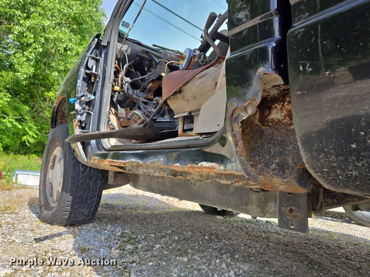 image for item EM7374 1997 Chevrolet C1500 pickup truck