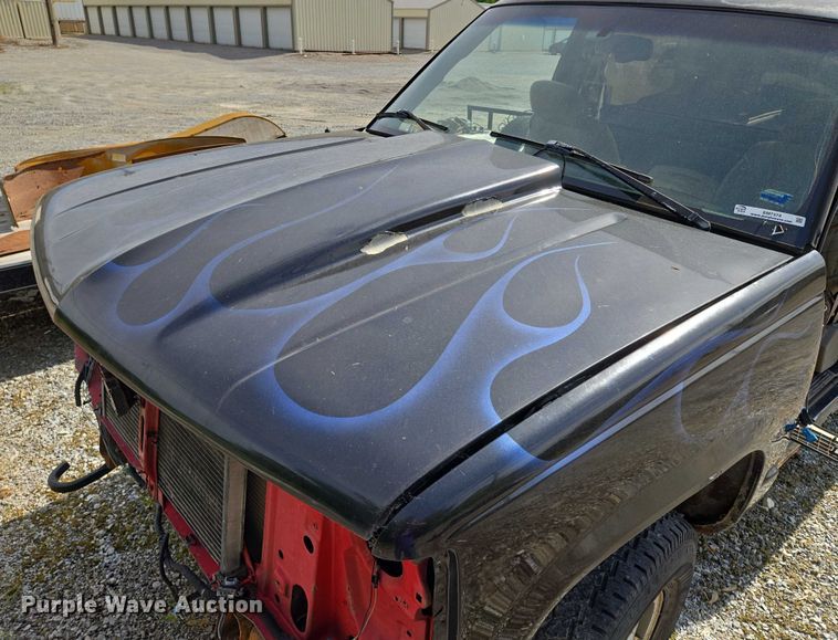 image for item EM7374 1997 Chevrolet C1500 pickup truck