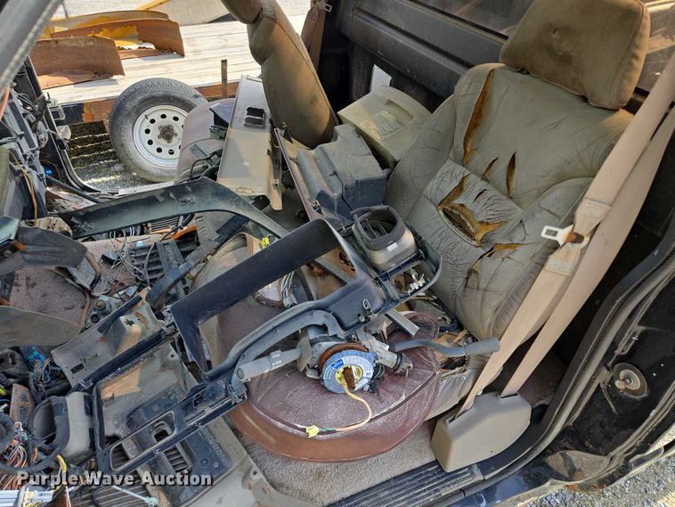 image for item EM7374 1997 Chevrolet C1500 pickup truck