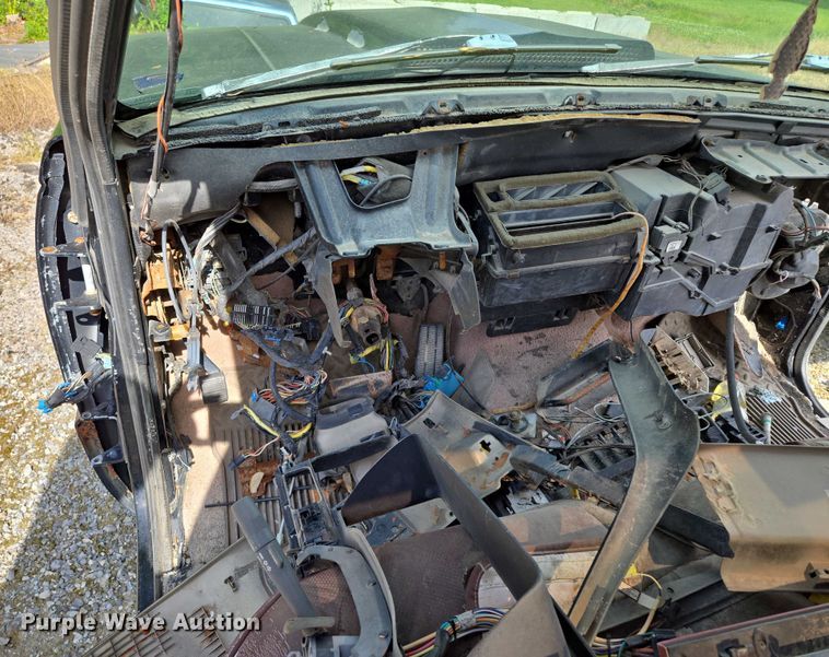 image for item EM7374 1997 Chevrolet C1500 pickup truck