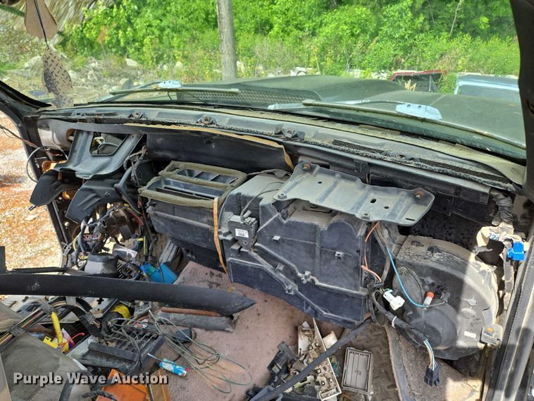 image for item EM7374 1997 Chevrolet C1500 pickup truck