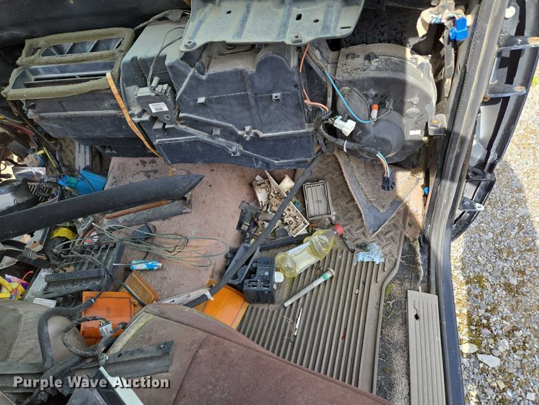 image for item EM7374 1997 Chevrolet C1500 pickup truck