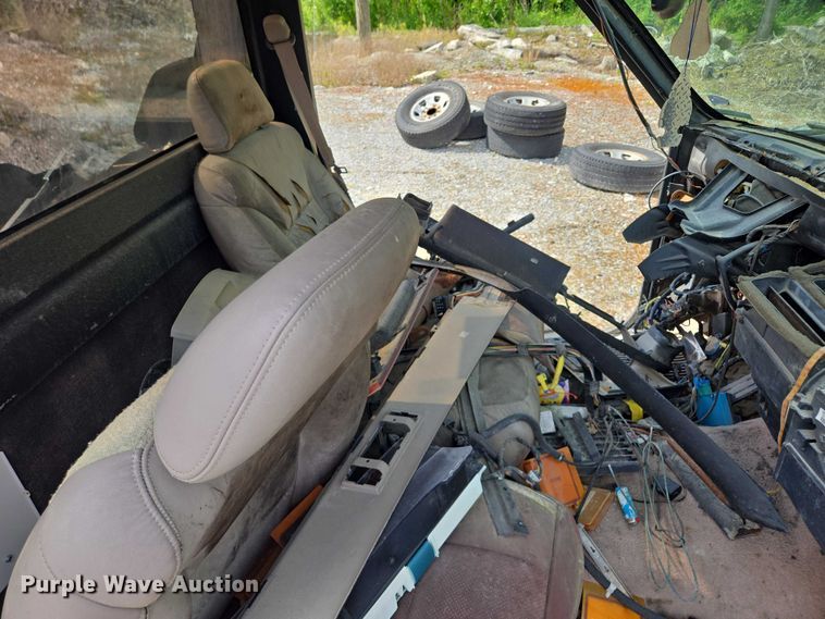 image for item EM7374 1997 Chevrolet C1500 pickup truck