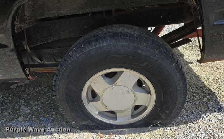 image for item EM7374 1997 Chevrolet C1500 pickup truck