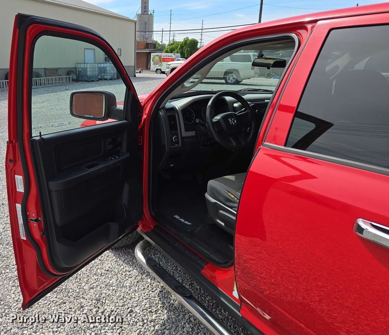 image for item EM7376 2010 Dodge Ram 1500 Quad Cab pickup truck