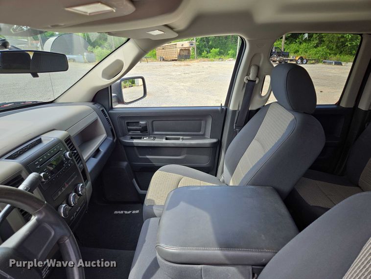 image for item EM7376 2010 Dodge Ram 1500 Quad Cab pickup truck