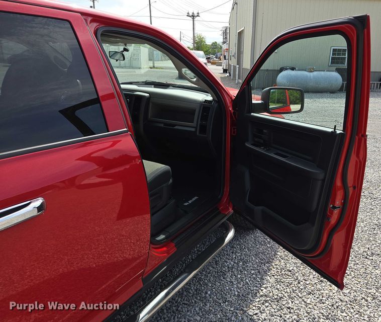 image for item EM7376 2010 Dodge Ram 1500 Quad Cab pickup truck