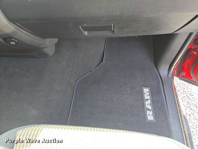 image for item EM7376 2010 Dodge Ram 1500 Quad Cab pickup truck