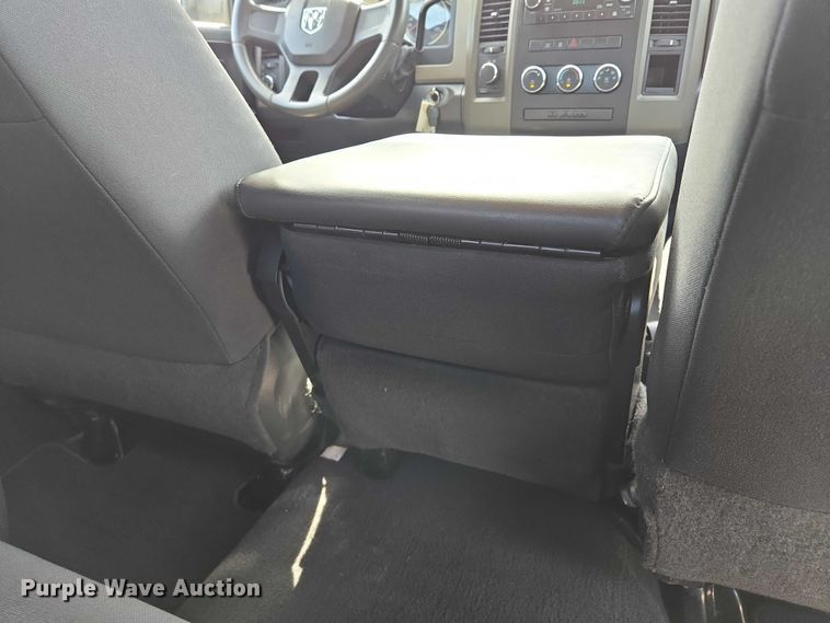 image for item EM7376 2010 Dodge Ram 1500 Quad Cab pickup truck