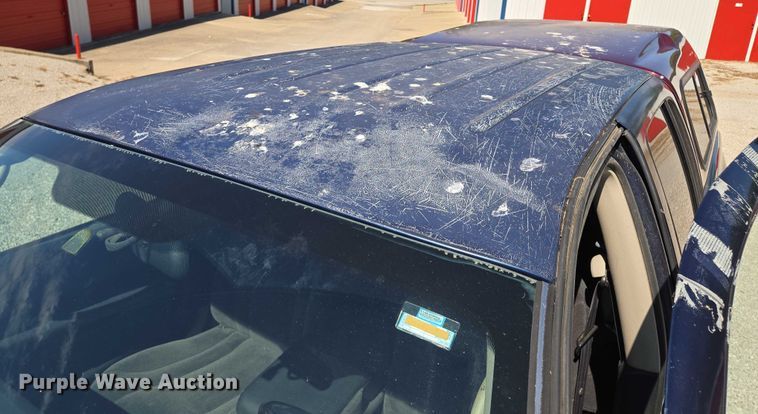 image for item EM7377 2003 Dodge Dakota Quad Cab pickup truck