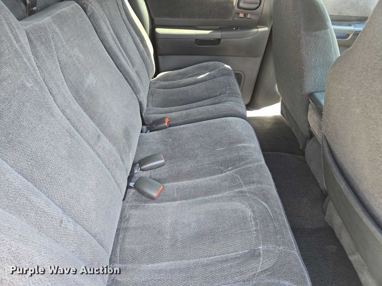 image for item EM7377 2003 Dodge Dakota Quad Cab pickup truck