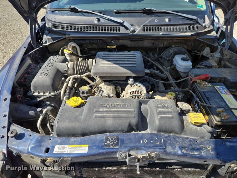 image for item EM7377 2003 Dodge Dakota Quad Cab pickup truck