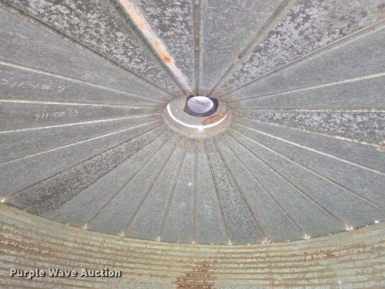 image for item EM7380 Chicken coop