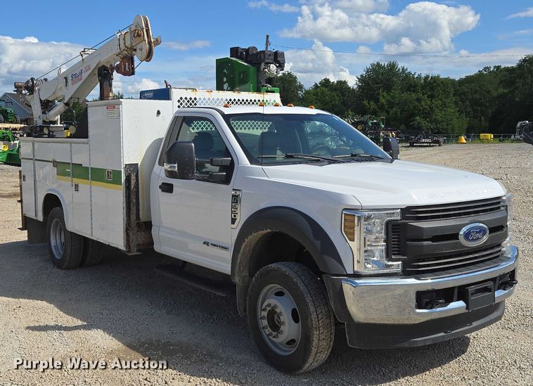 image for item EM7429 2018 Ford F550 Super Duty XL utility / service truck