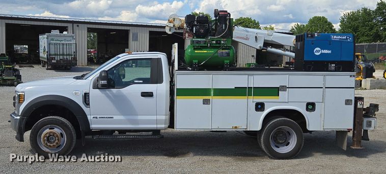 image for item EM7429 2018 Ford F550 Super Duty XL utility / service truck