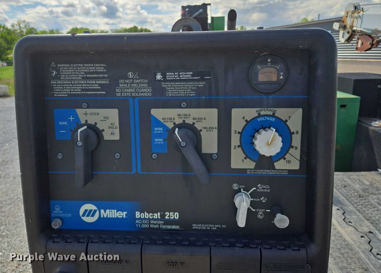 image for item EM7429 2018 Ford F550 Super Duty XL utility / service truck