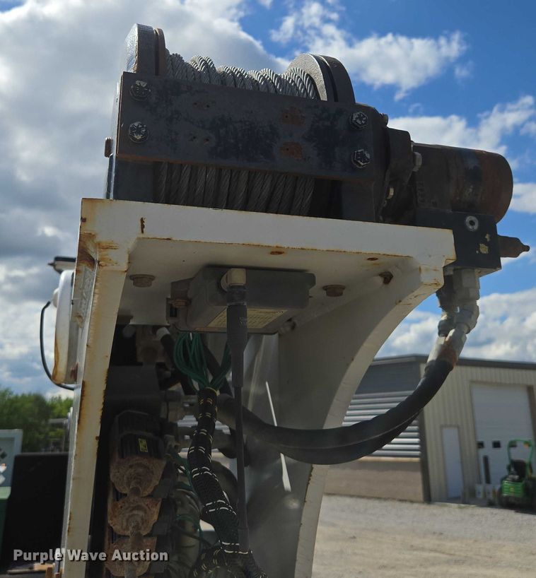 image for item EM7429 2018 Ford F550 Super Duty XL utility / service truck