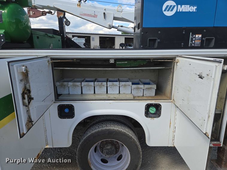 image for item EM7429 2018 Ford F550 Super Duty XL utility / service truck